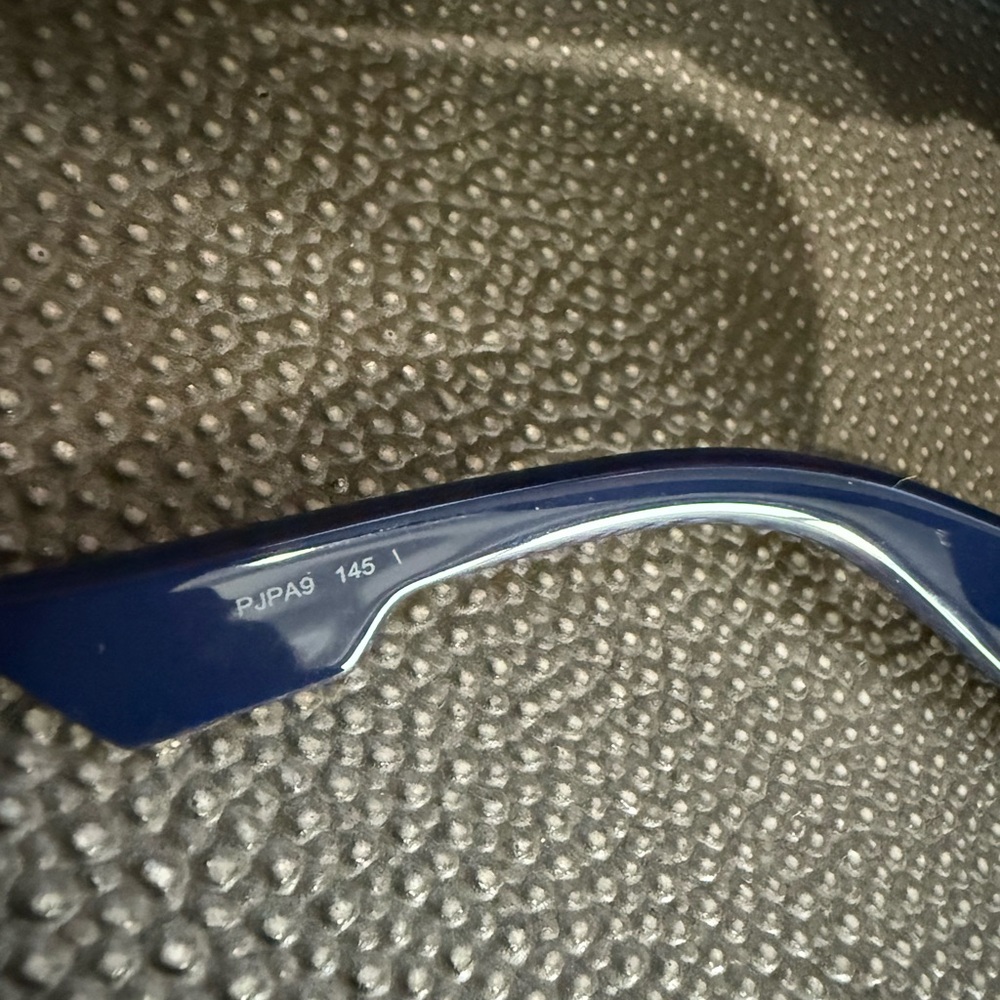Christian Dior Oblique Sunglasses in Navy Excellent Condition - Picture 9 of 12